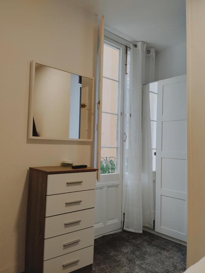 Habitacion Cerca Centro De Мадрид Екстериор снимка