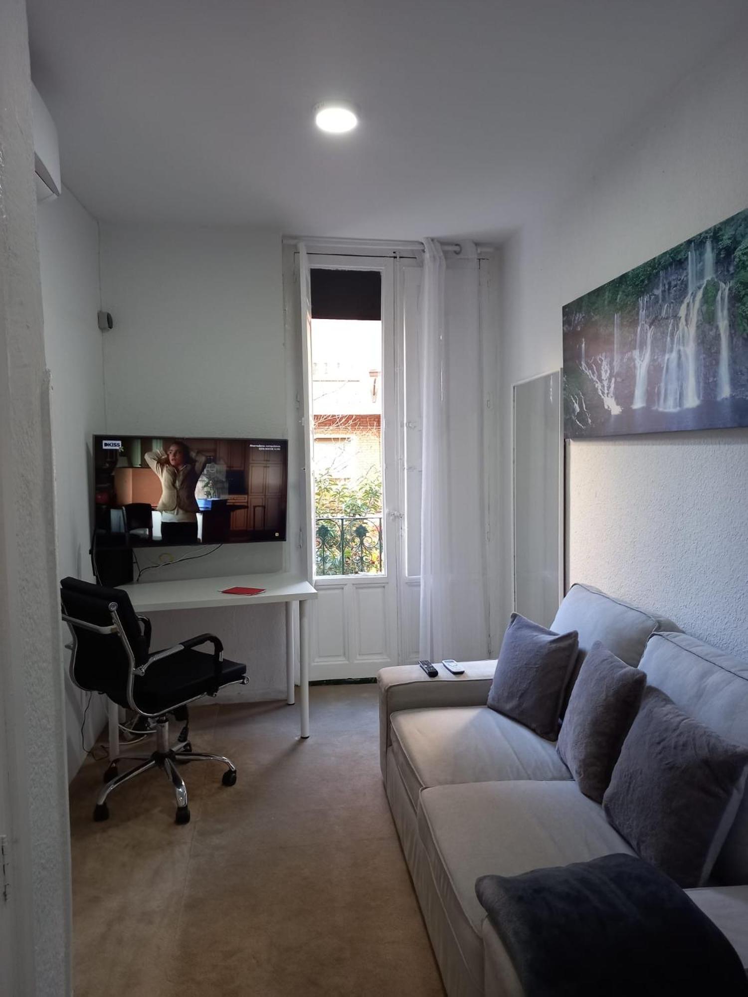 Habitacion Cerca Centro De Мадрид Екстериор снимка