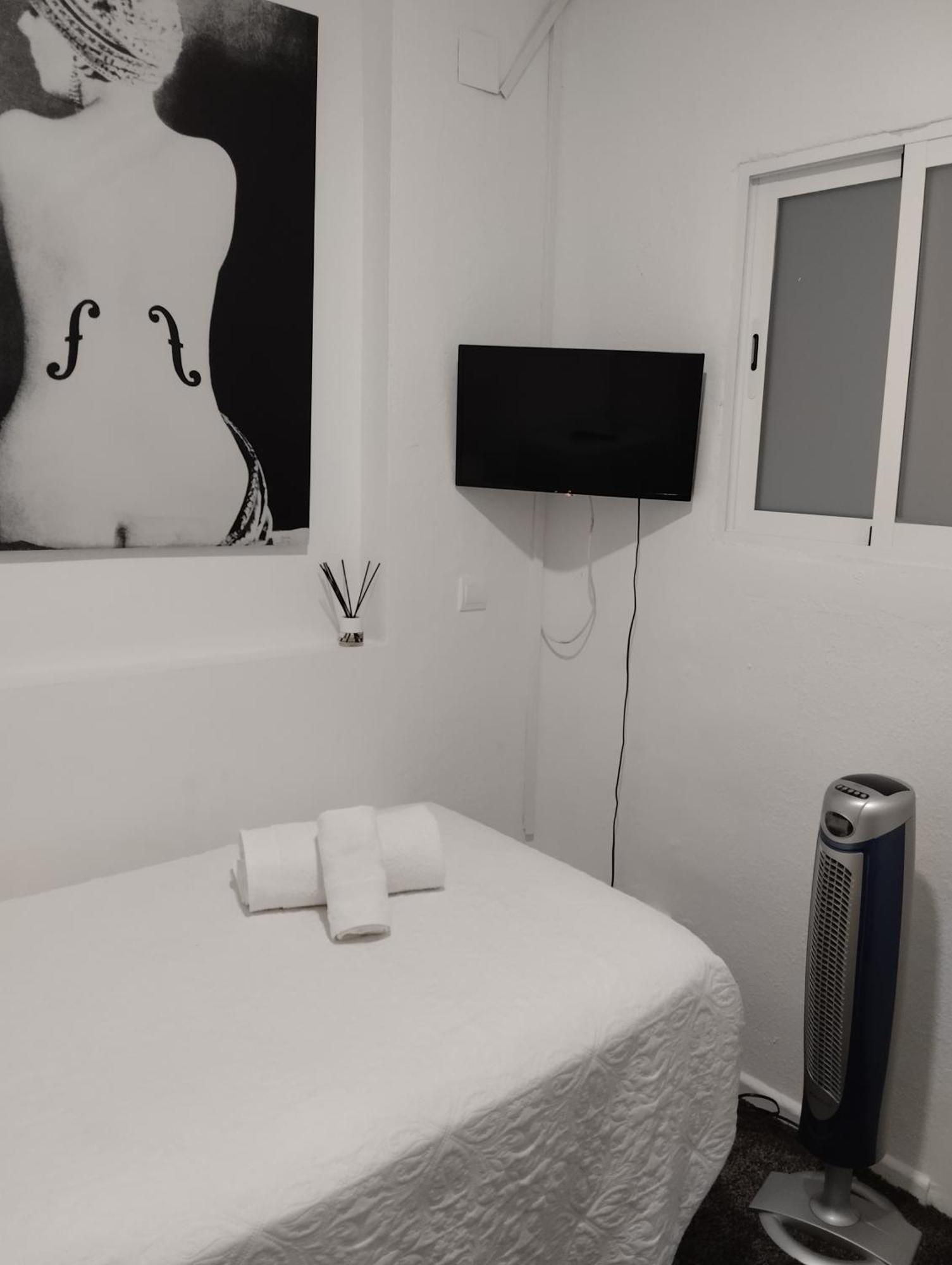 Habitacion Cerca Centro De Мадрид Стая снимка