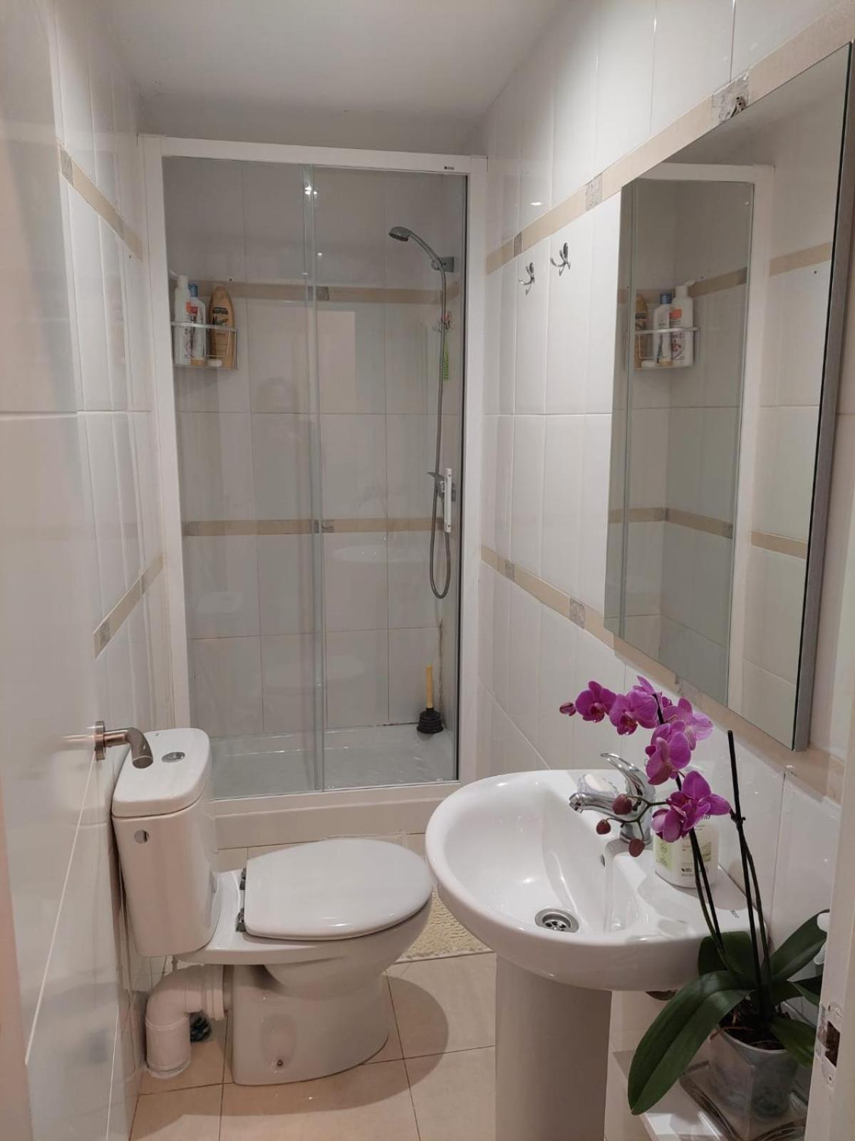 Habitacion Cerca Centro De Мадрид Стая снимка